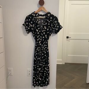 Daisy Floral Black Collared Dress
